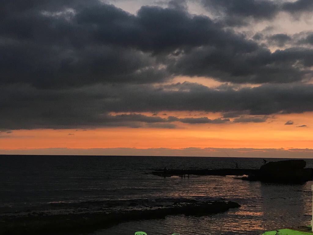Let's enjoy the sunset @raysbatroun 😍 lebanon  batroun  raysbatroun ... (RAY's Batroun)