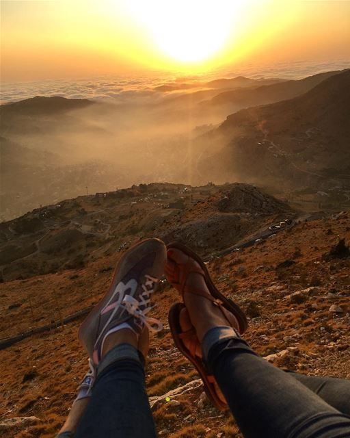 Let the weekend begin 😎🌄  livelovefaraya  superphotosunsets ... (Faraya, Mont-Liban, Lebanon)