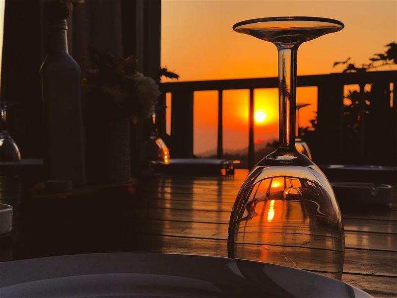 Life is better with a glass of wine and a sunset😌🍷 🌅 ... (El Kfoûn, Mont-Liban, Lebanon)