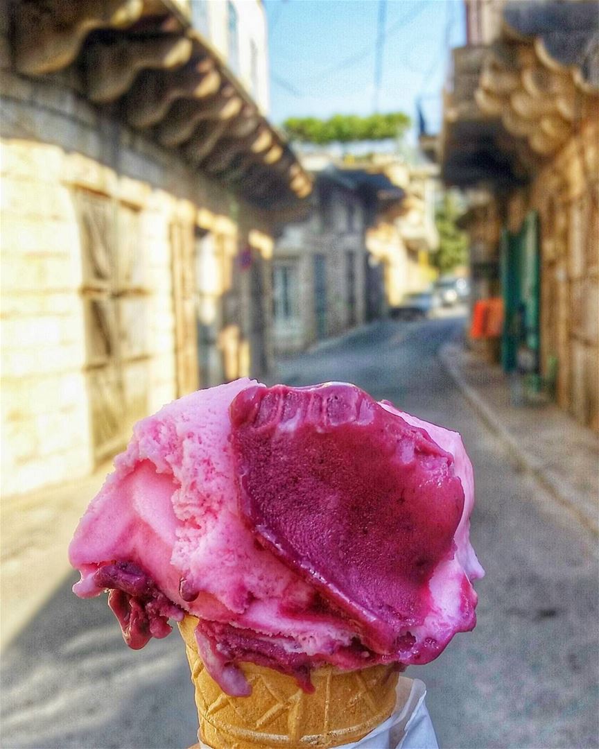 Life is Like An Ice-Cream, Enjoy it Before it Melts.🍦🍦🍦  livelovebeirut... (Douma, Liban-Nord, Lebanon)