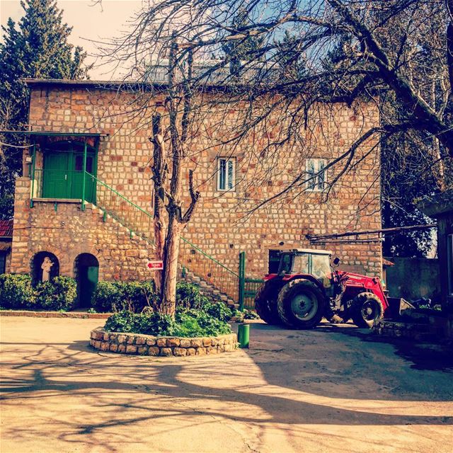 Life on the Farm 🚜🌳 livelovebeirut  wearelebanon   lebanon... (Jesuit Convent Deyr Taanayel - دير سيدة التعزية للآباء اليسوعيين)