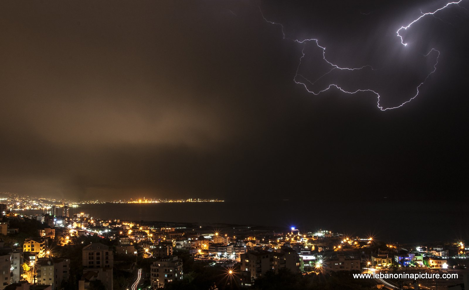 Lightning, Thunder and Rain in May  (Lebanon 2017)