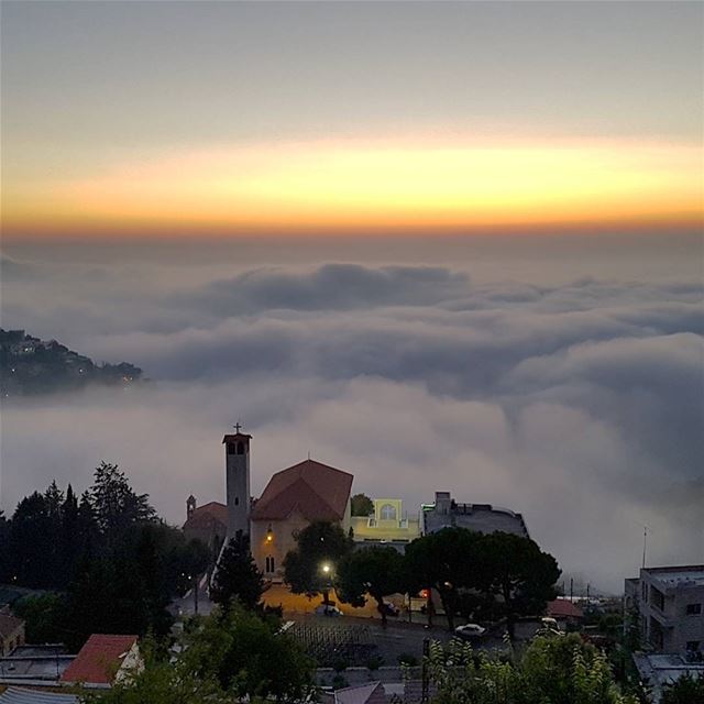  Live  sunset ... (Ghosta, Mont-Liban, Lebanon)