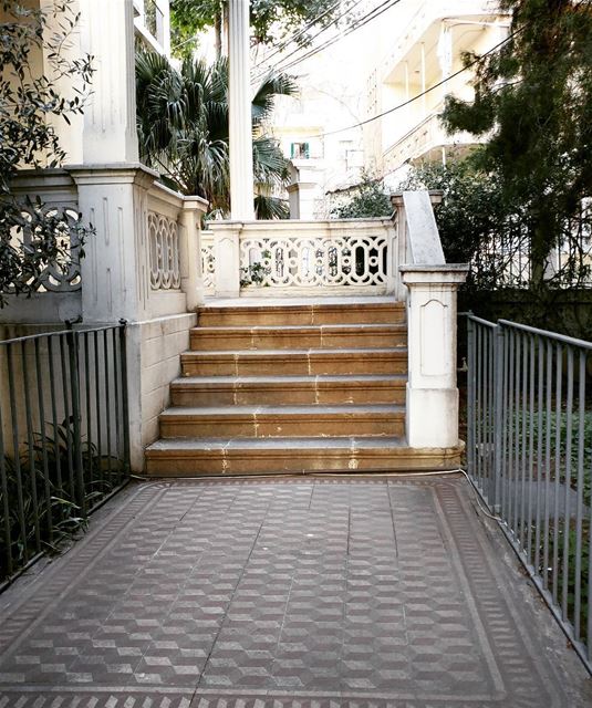  liveloveachrafieh  livelovebeirut  livelovelebanon  Lebanon  lebanon_hdr ... (Achrafieh, Lebanon)