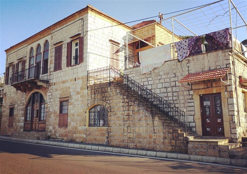  livelovelebanon  Lebanon  lebanon_hdr  hd_lebanon  ig_lebanon ... (Beït El Kekko, Mont-Liban, Lebanon)