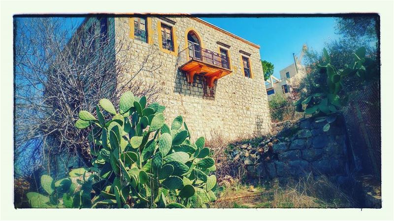  livelovelebanon  Lebanon  lebanon_hdr  hd_lebanon  ig_lebanon ... (Ain Aar)
