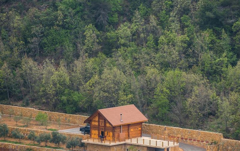 Lone house  lebanon ... (Dhour choueir)