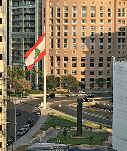 Love it, Protect it, Keep it flapping high🌲❤ beirut  lebanon ... (Downtown Beirut)