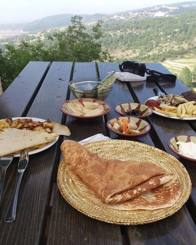 Lunch...with Rémy after a blessing visit of Saint Charbel 🌲📸🌲❤🌲📸🌲 ... (Annâya, Mont-Liban, Lebanon)