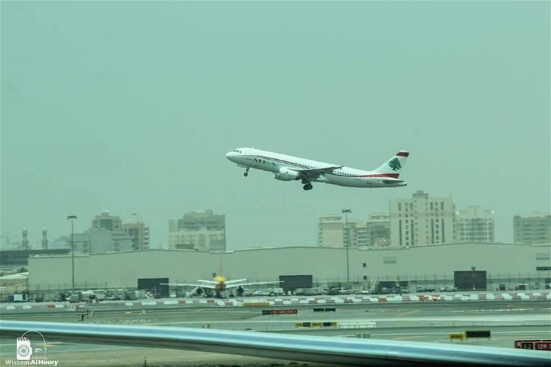  mea middleeastairlines airliban takeoff takenbywissamalhoury a320 airbus... (Dubai International Airport)