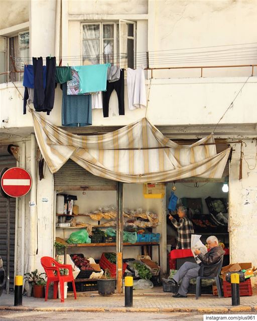 Monday rituals 📰 (Beirut, Lebanon)