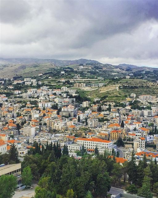 Morning from Zahlé 😃 lebanon  zahle  bekaa  village  morning ... (Zahlé, Lebanon)