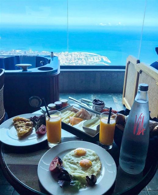 Morning goals 😍 📸 @baylodge_lebanon  lebanon breakfast... (Bay Lodge)