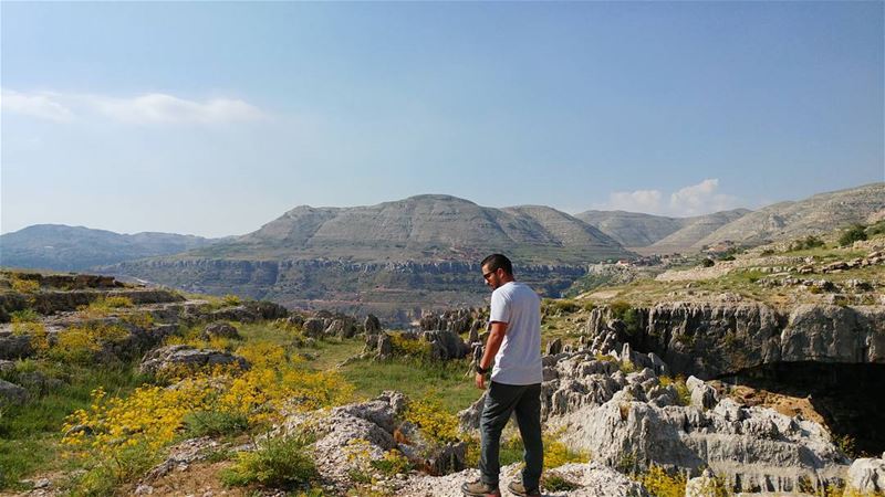 Mountain life 🗻🚶🙌... (My Adventures Lebanon)