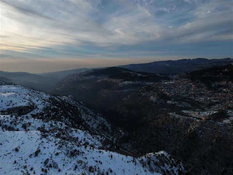 Mountain View 🗻💙  natgeoyourshot natgeolebanon beirut livelovebeirut ... (Mount Lebanon Governorate)