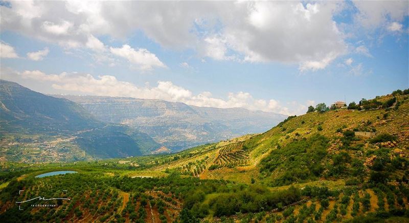 Mountains love ❤❤❤ (Akoura, Mont-Liban, Lebanon)