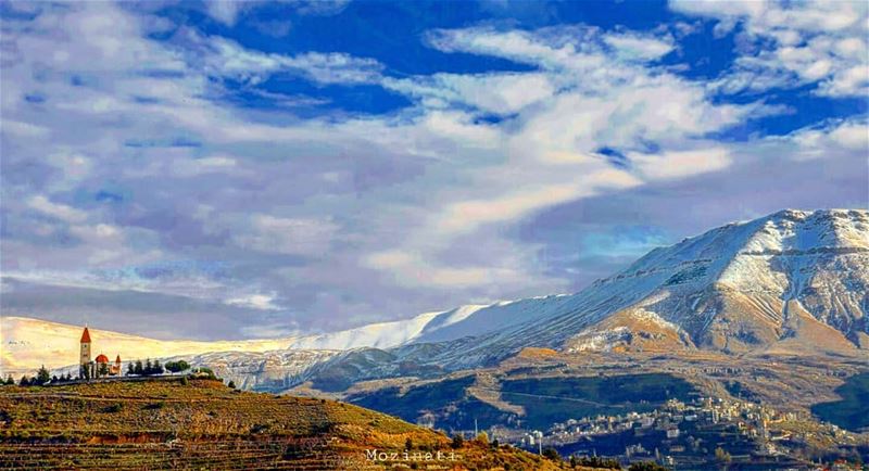  mountains mountain lebanonspotlights winter nikon5300 beirutcity... (Bsharri, Lebanon)