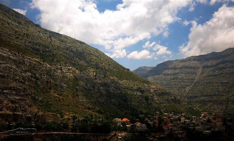 Moutains love ❤❤❤ (Akoura, Mont-Liban, Lebanon)