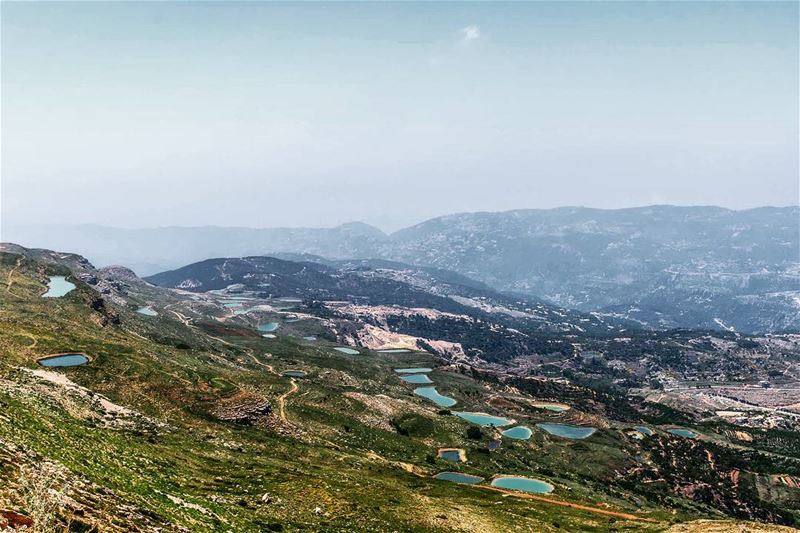 Mt Kneisse, Falougha . . . . . . . . . ... (Falougha, Mont-Liban, Lebanon)