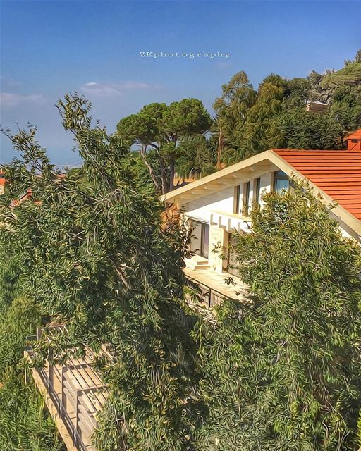 My lunch view 😍🙌🏼 • insta_lebanon  ig_lebanon  lebanon_pictures ... (Chemlane, Mont-Liban, Lebanon)