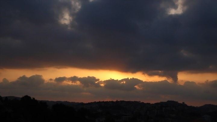 ... nabatieh kfarrouman lebanon timelapse timelapsevideo clouds sunset... (Nabatîyé)