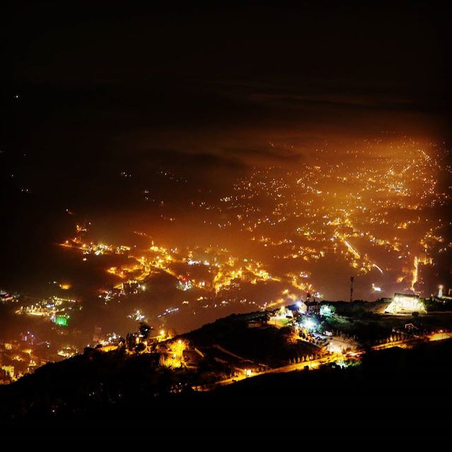 Night photography - The view from Al Salib Mountain! What do you think?... (Lebanon)