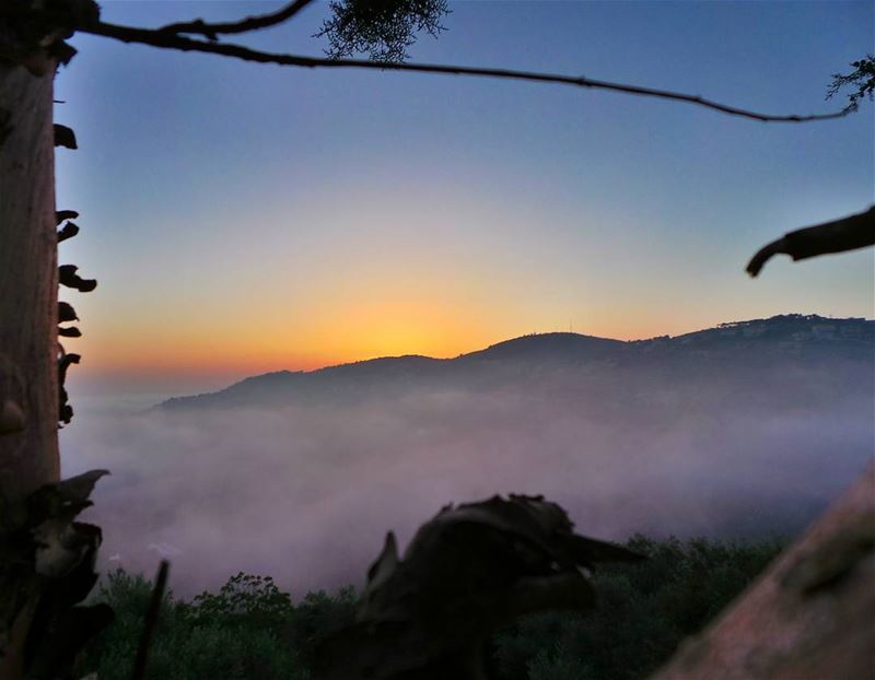  nikontop_  nikonworld  bns_sky  bns_sunset  naturelovers  unlimitedsunset... (Beit Ed-Deen, Mont-Liban, Lebanon)