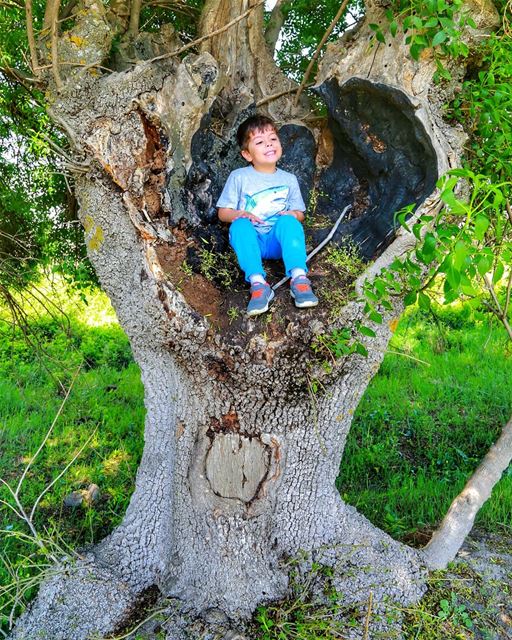 Not all who wonder are lost 😁 nature family sundayfunday myeverything...