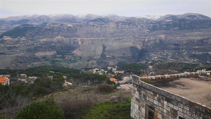 Okay Monday, Let’s do this ! 💪🏻 Good Morning from Lebanon 🇱🇧 Have a... (Machmoûché, Al Janub, Lebanon)