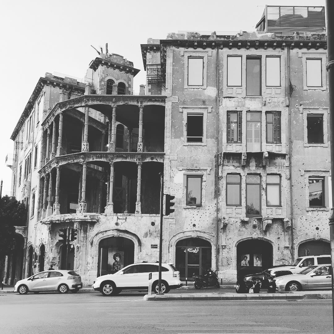 Old is Gold. beirut  lebanon  monday  sunset  livelovelebanon ... (Beirut, Lebanon)