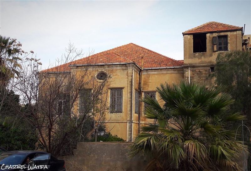 Old places have soul...  travel  travellife   travelphoto   travelpics  ... (Beirut, Lebanon)