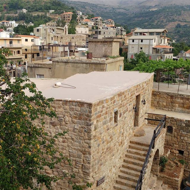  oldlebanesehouses  livelovelebanon  Lebanon  lebanon_hdr  hd_lebanon ... (Bekaa Kafra)