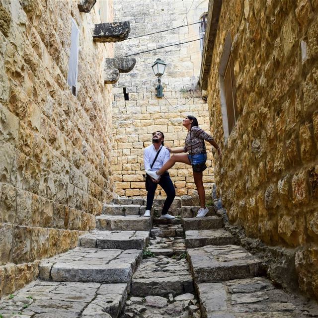 On Days When Things Seem Just Out Of Reach ... Find A Friend With Longer... (Deïr El Qamar, Mont-Liban, Lebanon)