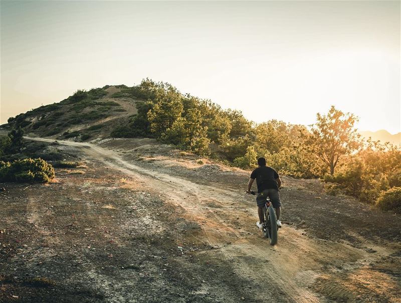 Our chains set us free 🚵🏻📸 @haigmelikian (AHLAM Golf & Mountain Village)