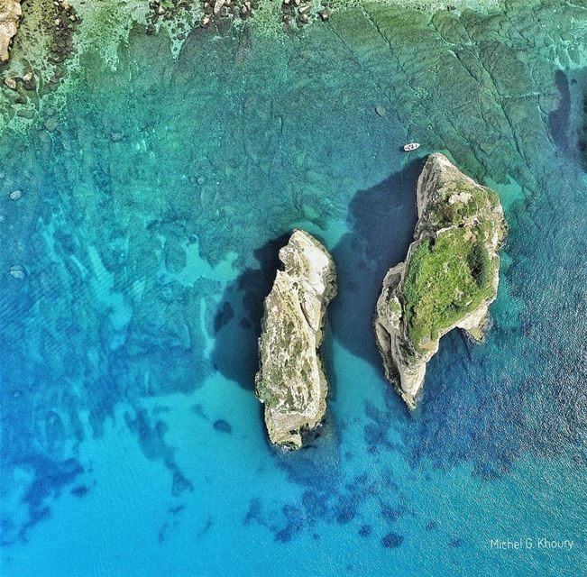 Our famous Raouche Rocks from above... 🙋🏻‍♂️ AboveLebanon  Lebanon ... (Raouche Rock)