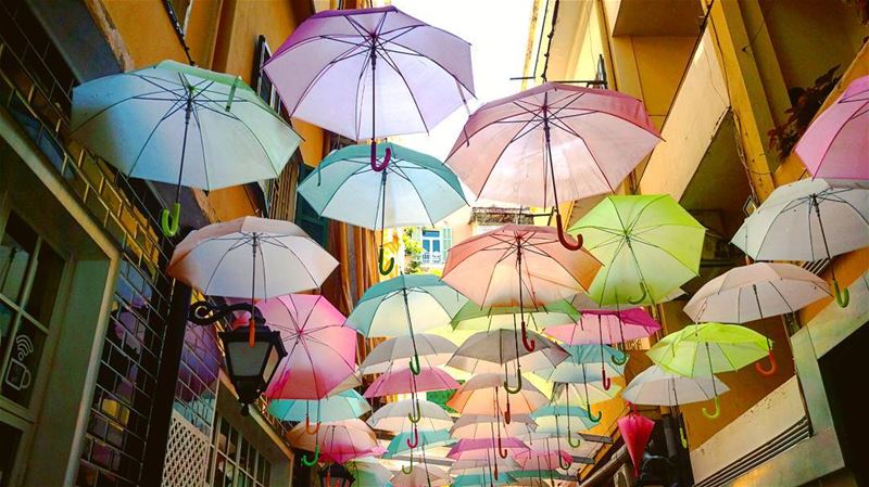 Para Dise  thealleyway  gemmayze  beirut  lebanese  urban  landscapes ... (Gemmayzeh, Beirut)