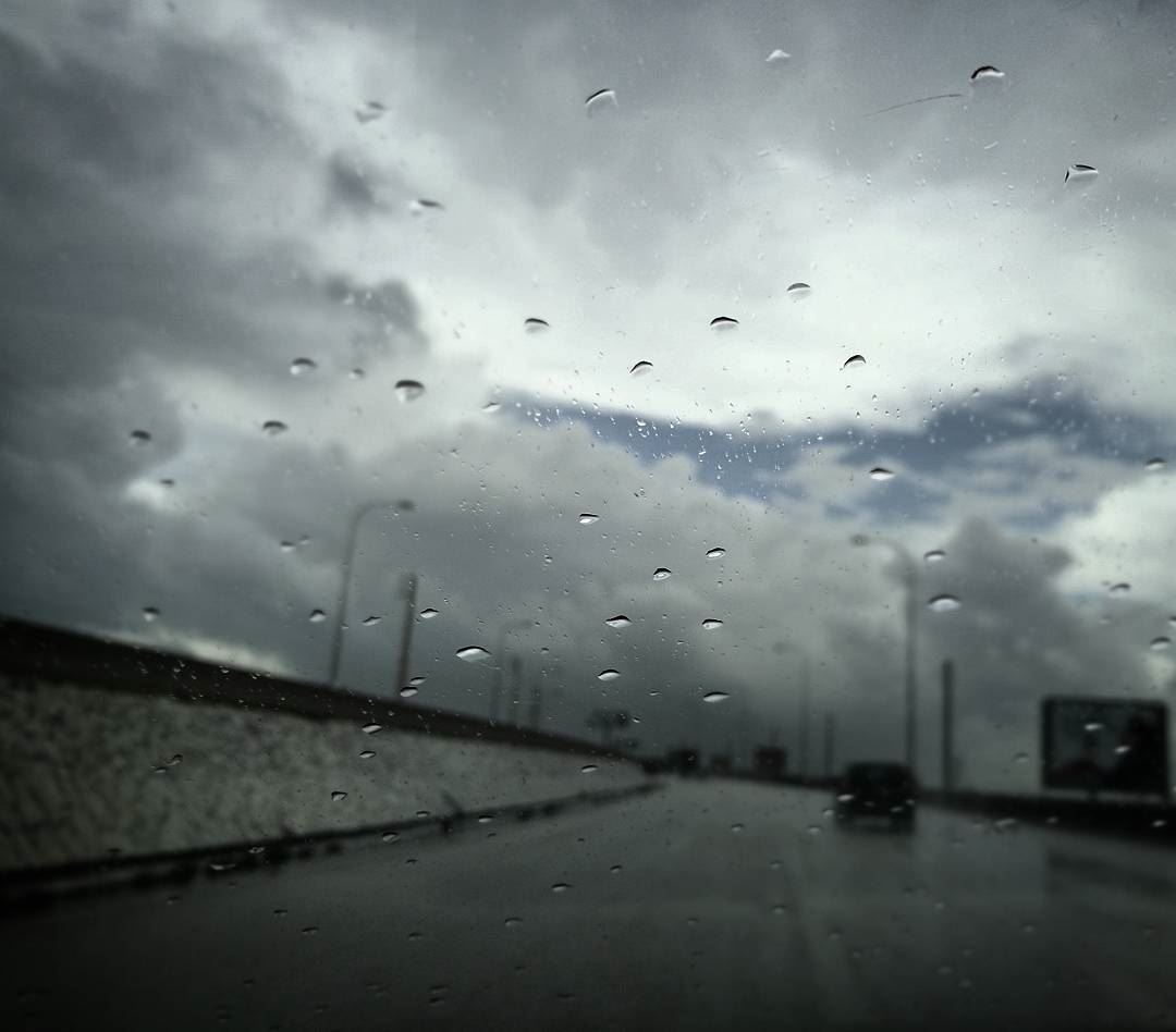 Parece que llueve -  ichalhoub on the way to  Batroun north  Lebanon...
