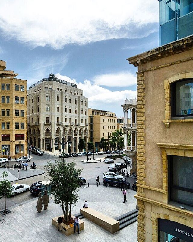 Praça Bab Idriss, situada no centro de Beirute desde a antiguidade, quando... (Bab Idriss)