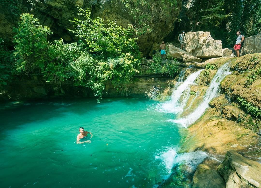 Rechmaya dippin'  lebanon  vsco ... (Wadi Rechmaya)