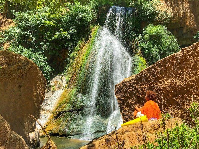 Red and yellow , pink and green , purple and orange and orange and blue... (Batroun District)