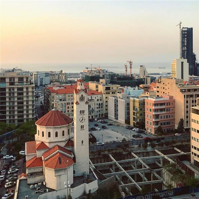 Relaxing on TOP 😎🥃🌇🔆••••••••••••••••••••••••••• livelovebeirut ... (O Monot Luxury Boutique Hotel)