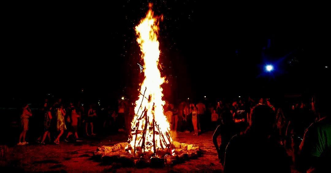  repost camping campfire La_prairie opening night camp skyline... (La Prairie Village)