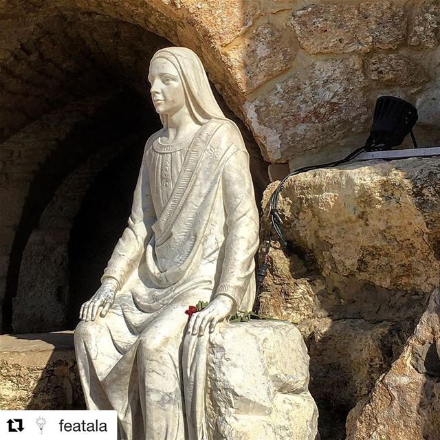  Repost @featala ・・・🇱🇧 Gruta de Sayidet al-Matara = Gruta da Nossa... (Maghdoûché, Liban-Sud, Lebanon)