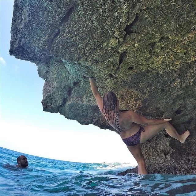 @rooshiemstra enjoying a deep water bouldering session!Looking for a new...