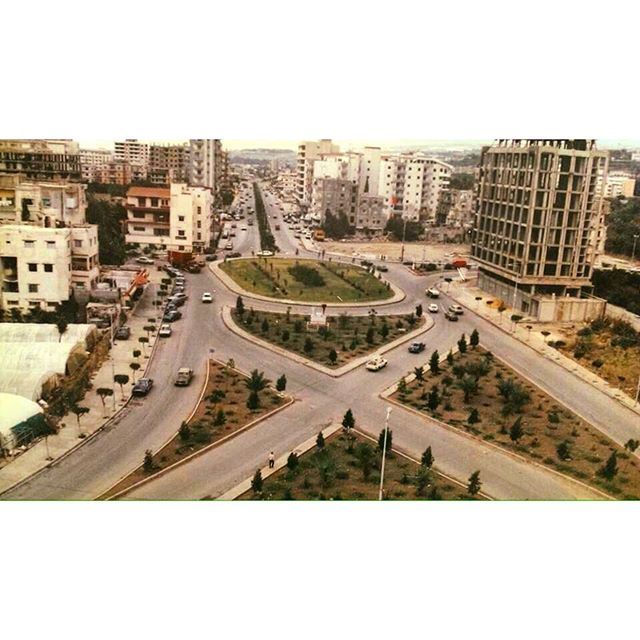 Saida Eliyah Square In 1998 .