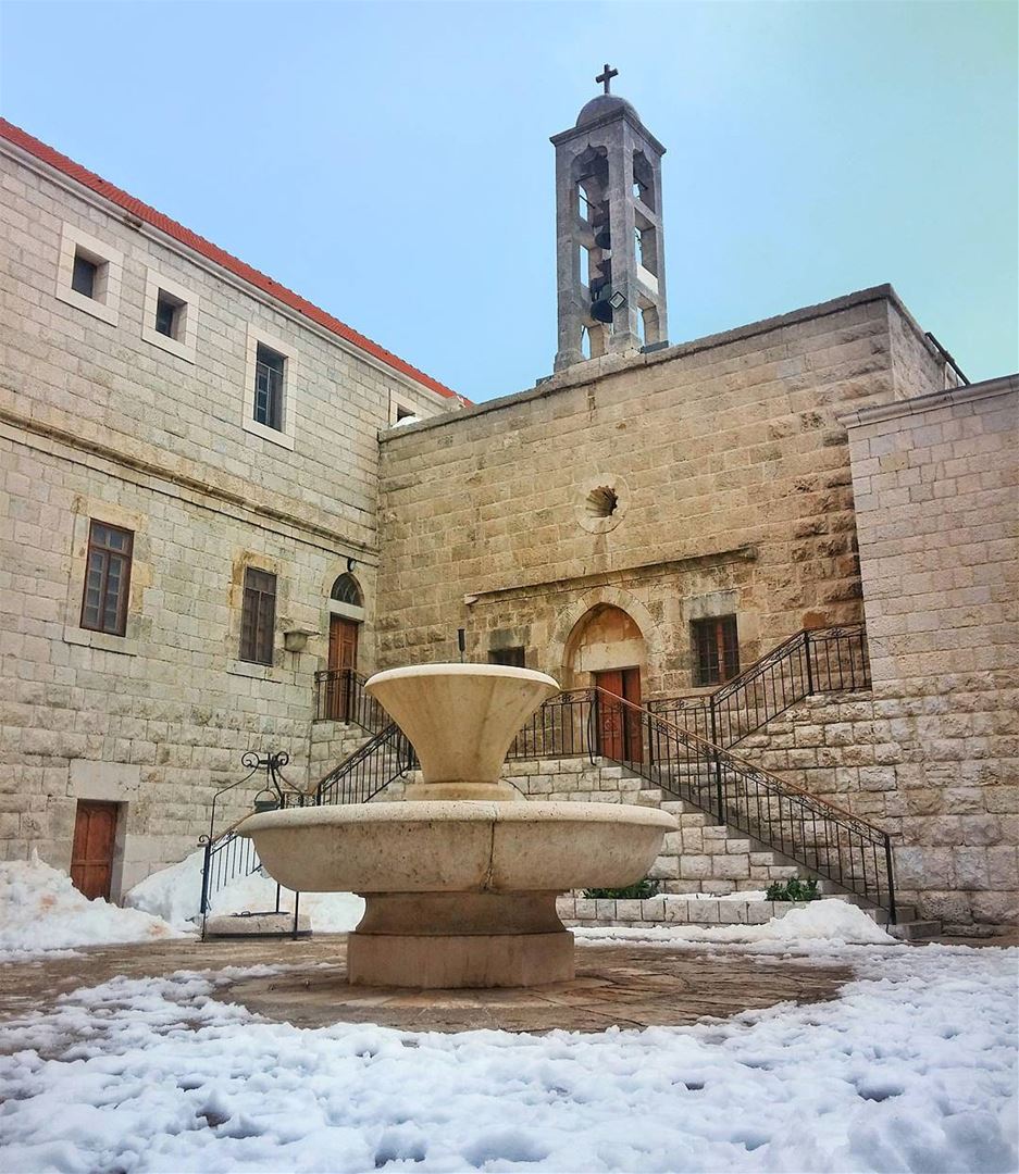 Saint Charbel Church, Annaya 🙏 lebanon  nature  naturelovers  natureporn... (Annâya, Mont-Liban, Lebanon)