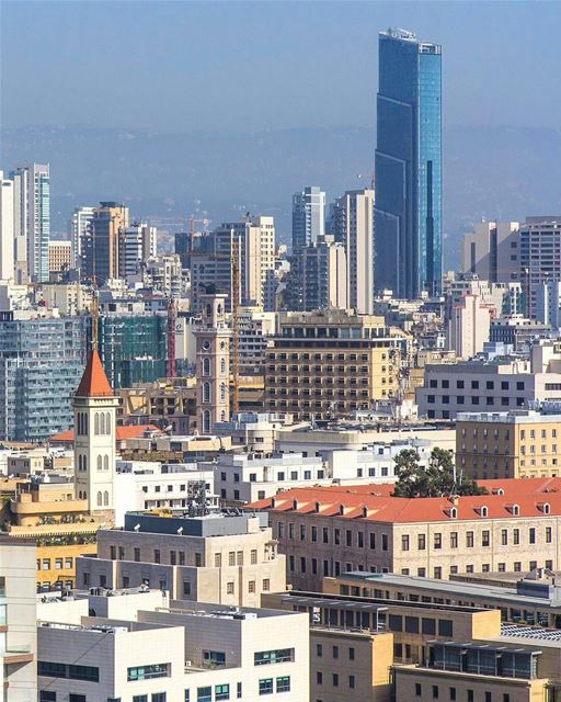 🇱🇧 Sama building, one of the most highest building of Lebanon, located... (Downtown Beirut)