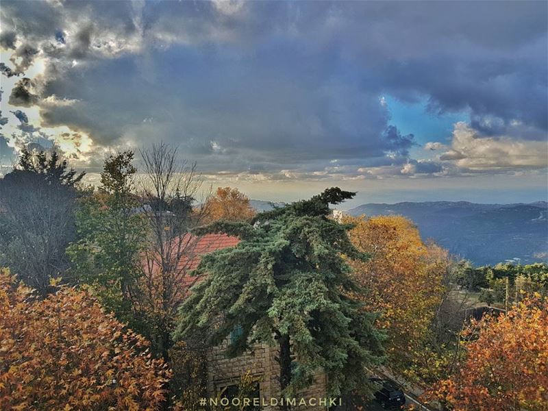  sawfar lebanon gopro livelovelebanon wearelebanon beiruting lebanon_HDR... (Sawfar, Mont-Liban, Lebanon)