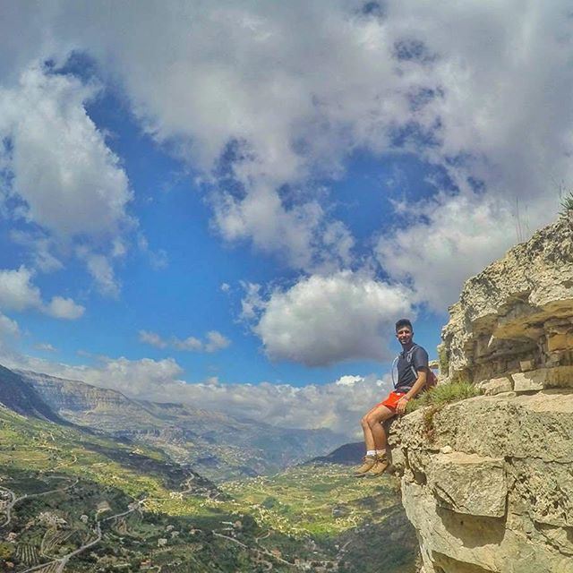 "Searching for cloud nine." livelovebyblos by @boutrossabiramia