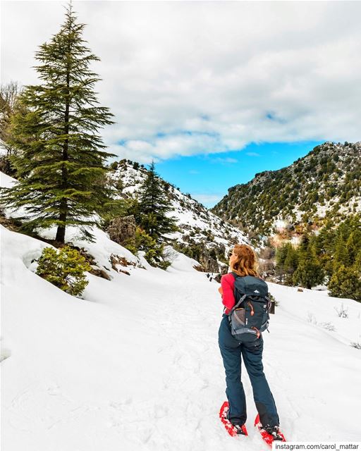 Sending out some Fяḯ∂ay love 😍... 📸: @whereishaig ♥️ (Ehmej, Mont-Liban, Lebanon)